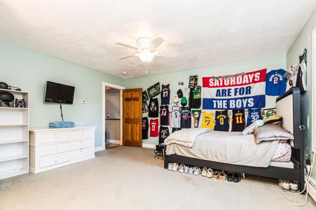 2 Barnes Drive, Stratham, NH 03885
