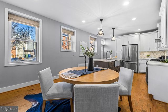 401 S CHESTER, Baltimore, MD 21231