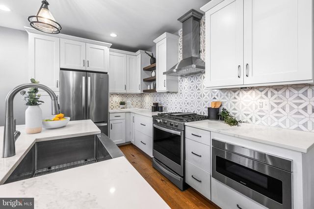 401 S CHESTER, Baltimore, MD 21231