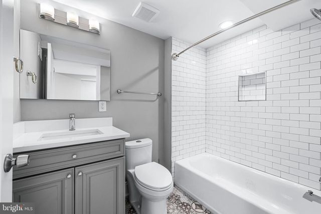 401 S CHESTER, Baltimore, MD 21231