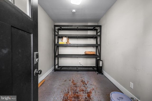 401 S CHESTER, Baltimore, MD 21231