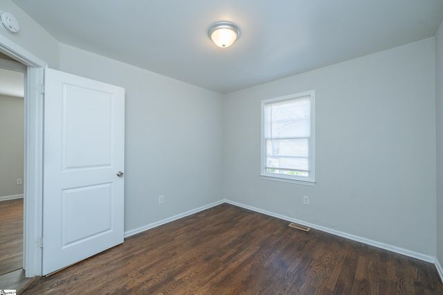 111 Susan Avenue, Honea Path, SC 29654