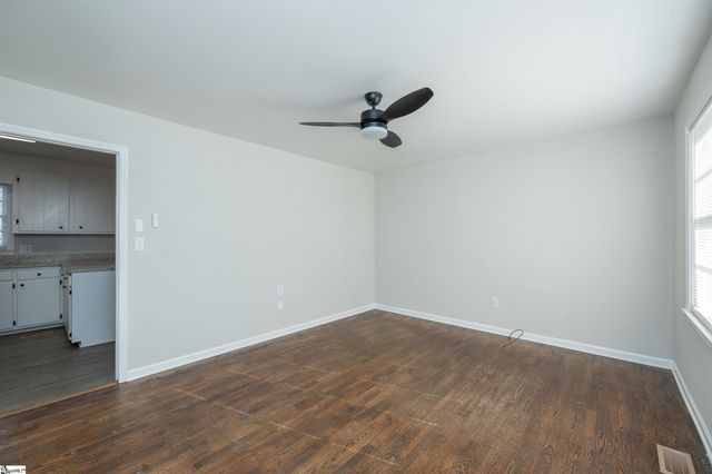 111 Susan Avenue, Honea Path, SC 29654