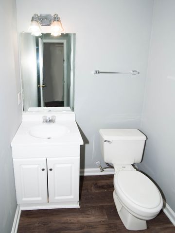 1920 Tropicana Road 10-E, North Charleston, SC 29406