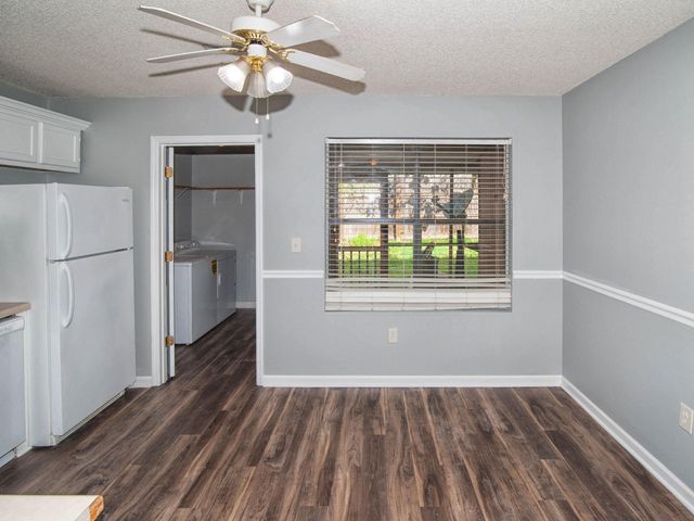 1920 Tropicana Road 10-E, North Charleston, SC 29406
