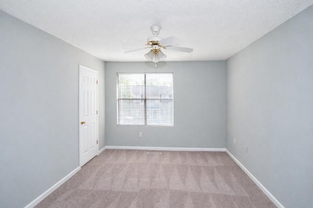 1920 Tropicana Road 10-E, North Charleston, SC 29406
