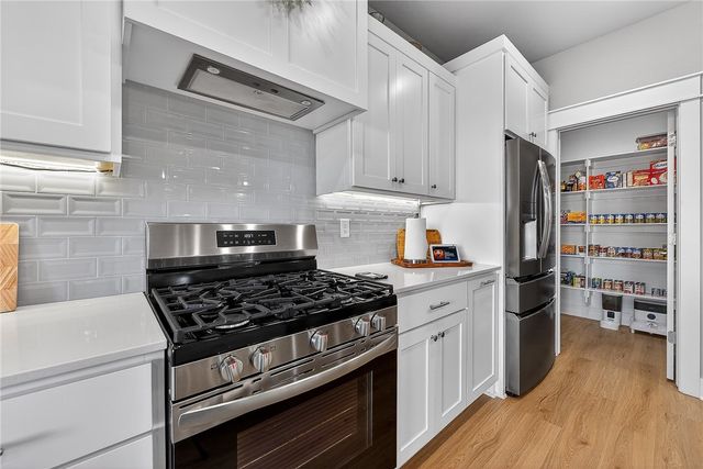 2220 Langford Street, Pea Ridge, AR 72751