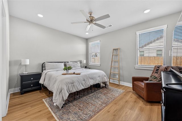 2220 Langford Street, Pea Ridge, AR 72751