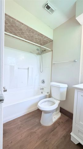 7003 Captain Drive, Houston, TX 77036