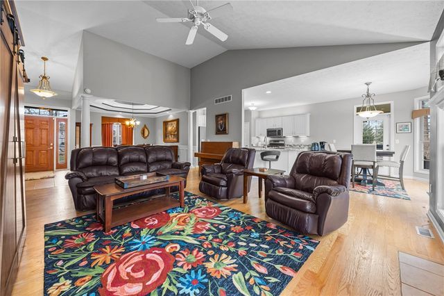 1609 Loughrea Terrace, Webster, NY 14580