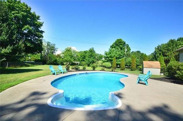 1609 Loughrea Terrace, Webster, NY 14580