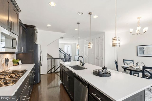 7205 BARRY LN, Elkridge, MD 21075