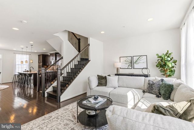 7205 BARRY LN, Elkridge, MD 21075