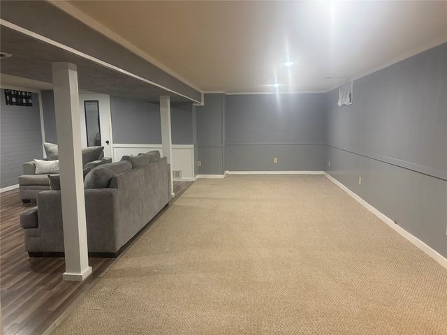 4325 GENESEE Avenue, Erie, PA 16510