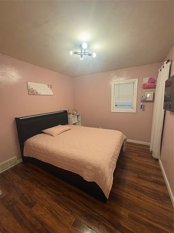 4325 GENESEE Avenue, Erie, PA 16510