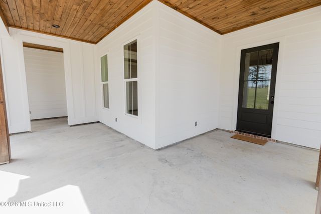 503 Clark Stables Road, Brandon, MS 39047