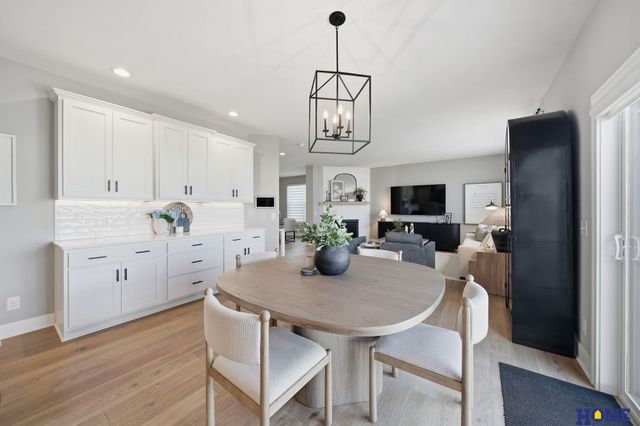 3132 Abbotsford Lane, Roca, NE 68430