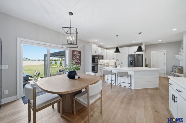 3132 Abbotsford Lane, Roca, NE 68430