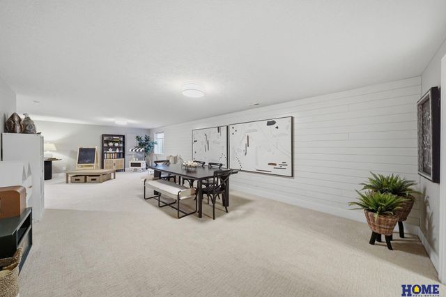 3132 Abbotsford Lane, Roca, NE 68430