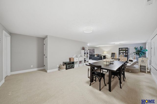 3132 Abbotsford Lane, Roca, NE 68430