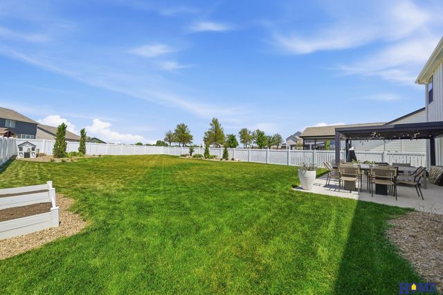 3132 Abbotsford Lane, Roca, NE 68430