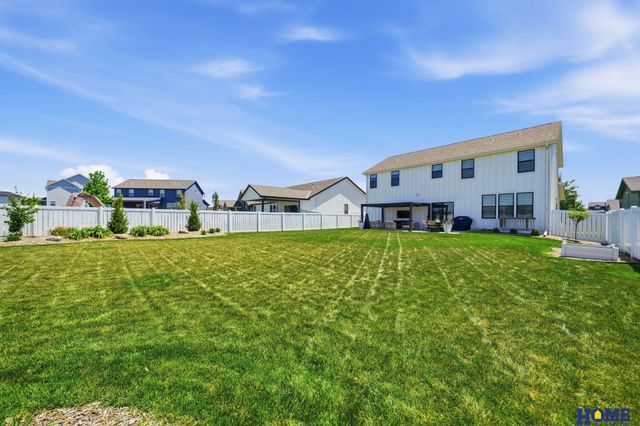 3132 Abbotsford Lane, Roca, NE 68430