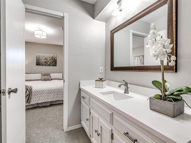 700 E 35th Street, Edmond, OK 73013