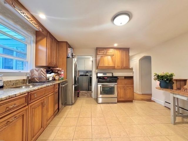 1247 Trapelo Rd, Waltham, MA 02451