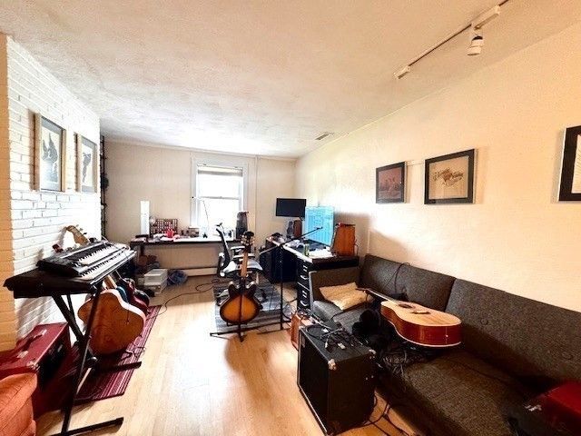 1247 Trapelo Rd, Waltham, MA 02451