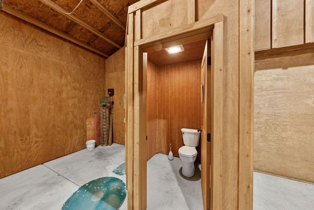 69255 Crooked Horseshoe Road, Sisters, OR 97759