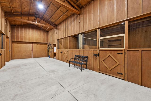 69255 Crooked Horseshoe Road, Sisters, OR 97759