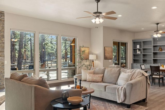 69255 Crooked Horseshoe Road, Sisters, OR 97759