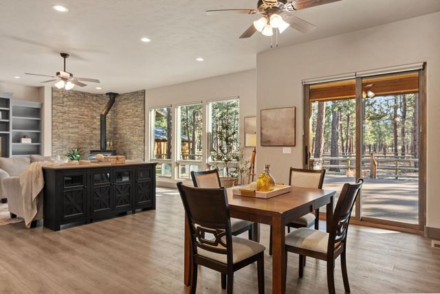 69255 Crooked Horseshoe Road, Sisters, OR 97759