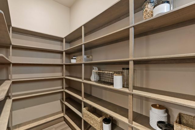 69255 Crooked Horseshoe Road, Sisters, OR 97759