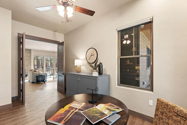 69255 Crooked Horseshoe Road, Sisters, OR 97759