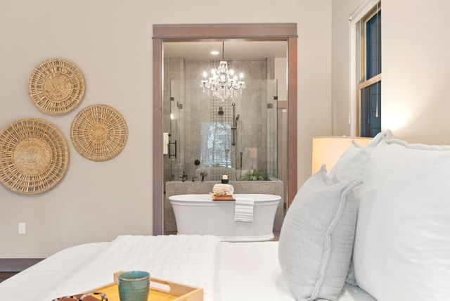 69255 Crooked Horseshoe Road, Sisters, OR 97759