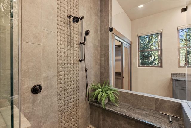 69255 Crooked Horseshoe Road, Sisters, OR 97759