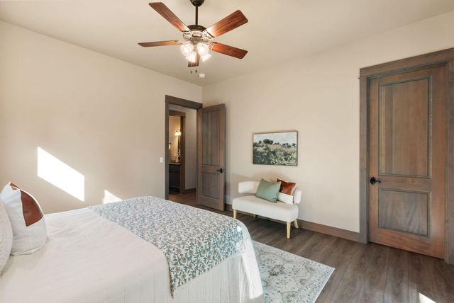 69255 Crooked Horseshoe Road, Sisters, OR 97759