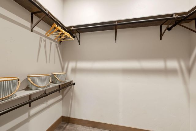 69255 Crooked Horseshoe Road, Sisters, OR 97759