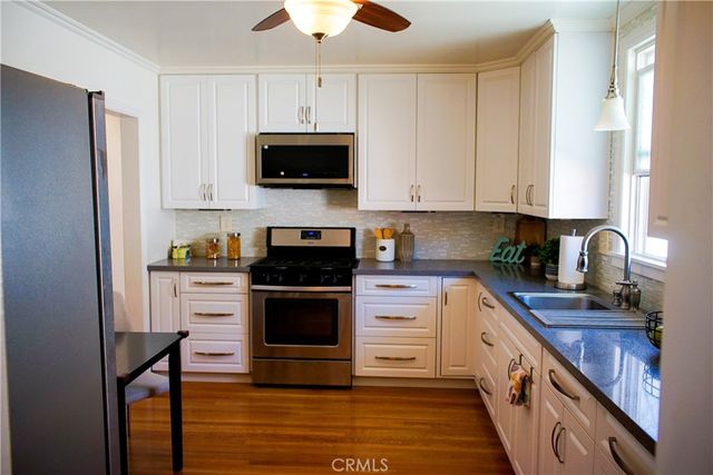 2019 Valencia, Santa Ana, CA 92706