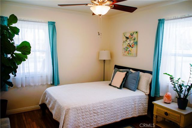 2019 Valencia, Santa Ana, CA 92706