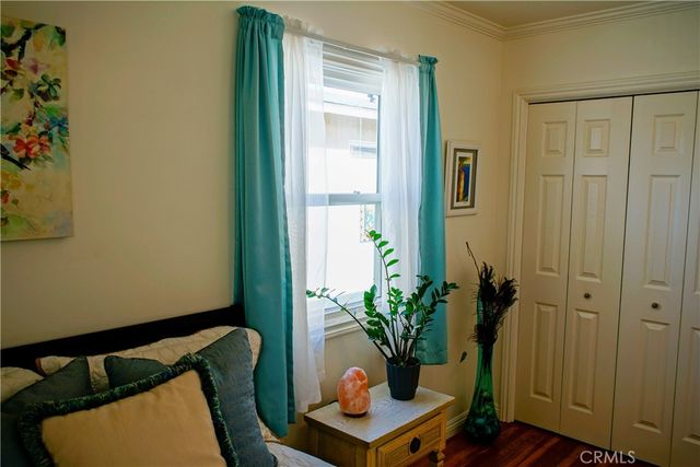 2019 Valencia, Santa Ana, CA 92706