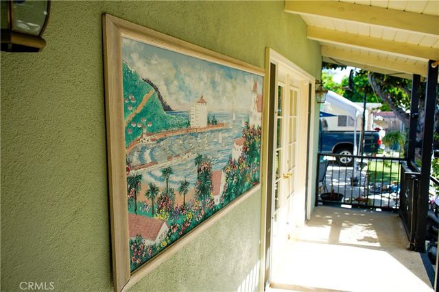 2019 Valencia, Santa Ana, CA 92706