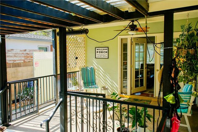 2019 Valencia, Santa Ana, CA 92706