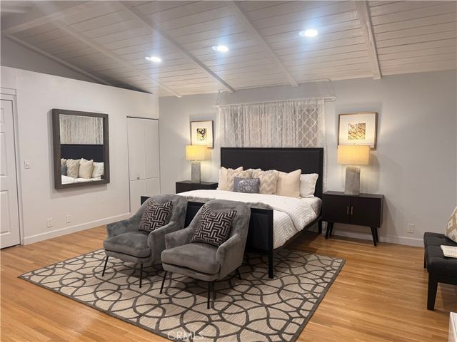 2019 Valencia, Santa Ana, CA 92706