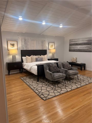 2019 Valencia, Santa Ana, CA 92706