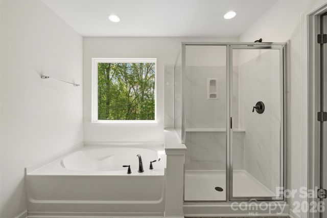 106 E Heart Pine Lane, Statesville, NC 28677