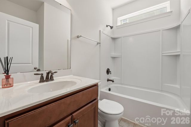 106 E Heart Pine Lane, Statesville, NC 28677