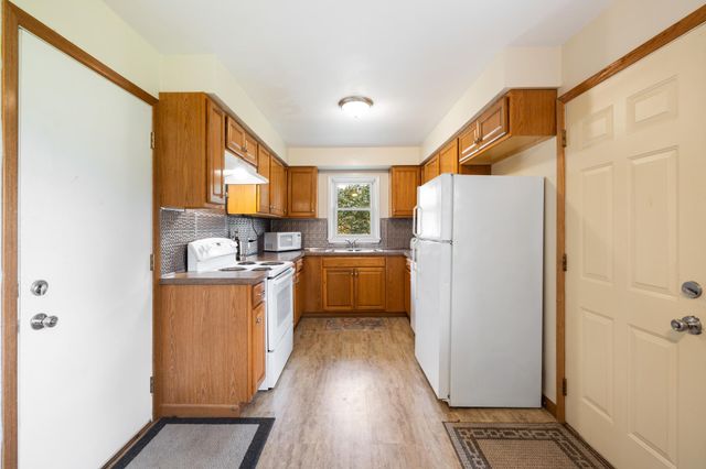 1510 6th Avenue S, Moorhead, MN 56560