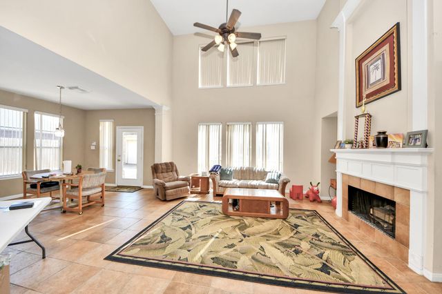 2630 Misty Grove Drive, Manvel, TX 77578